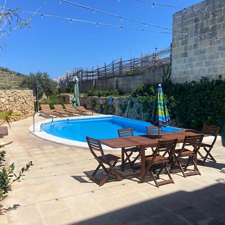 Farmhouse Razzett Cora Victoria Εξωτερικό φωτογραφία