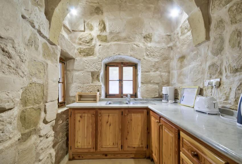Farmhouse Razzett Cora Victoria Εξωτερικό φωτογραφία
