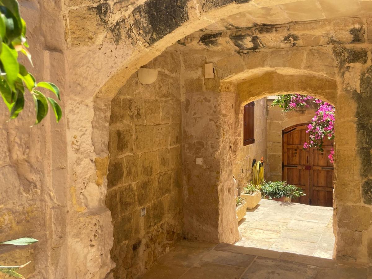 Farmhouse Razzett Cora Victoria Εξωτερικό φωτογραφία