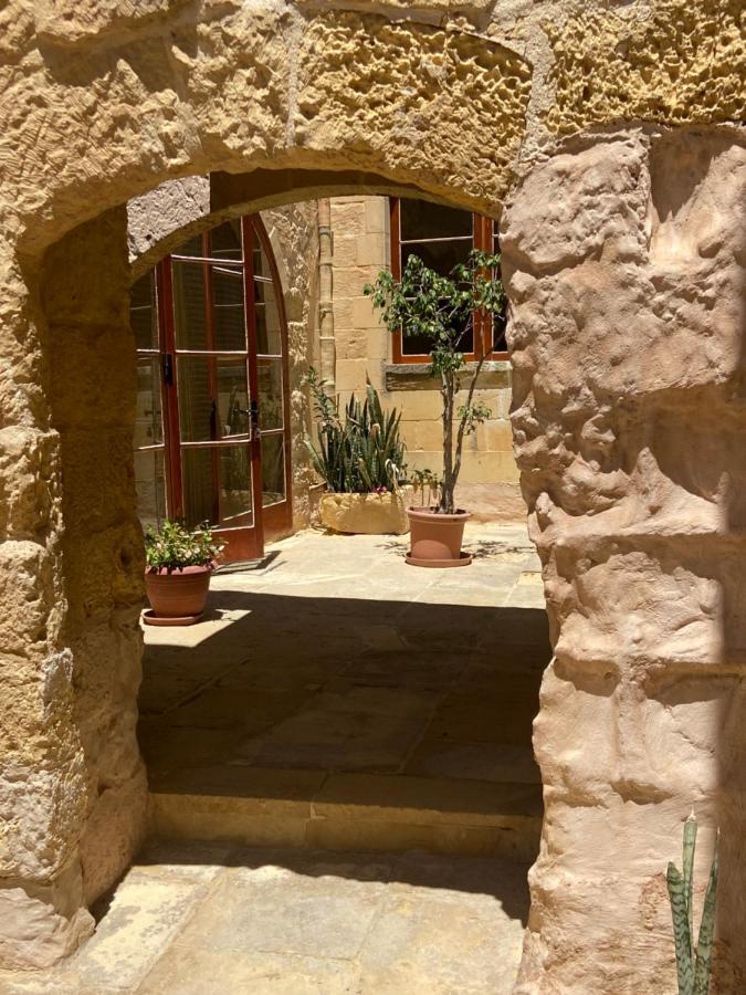 Farmhouse Razzett Cora Victoria Εξωτερικό φωτογραφία