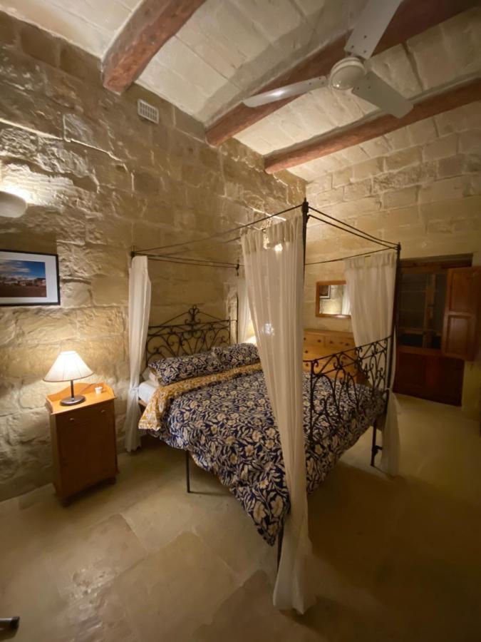 Farmhouse Razzett Cora Victoria Εξωτερικό φωτογραφία